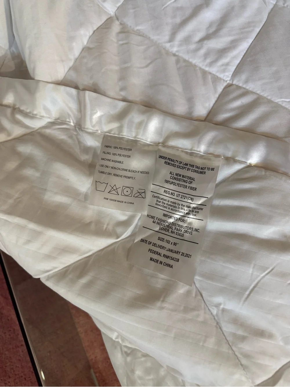 White Quilted Bed Comforter - down alternative